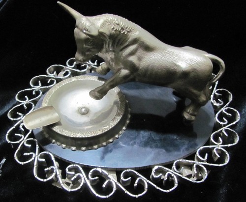 Vintage ashtray pewter - ashtray, bull
