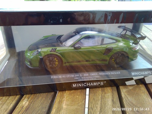 Porsche 911 gt3 - rs, verde