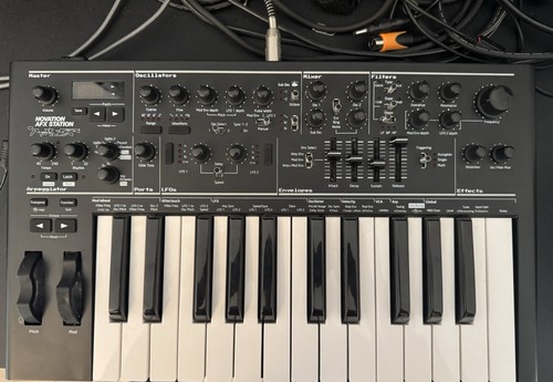 Afx station bass - station,