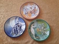 Serie completa di tre piatti