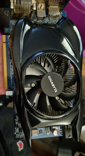Radeon 5770 1gb gddr5 - 1gb,