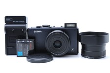 Fotocamera digitale compatta