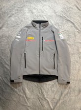 Prada Luna Rossa 37ª