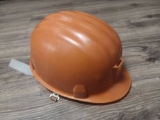 Elmetto minatore costruttore