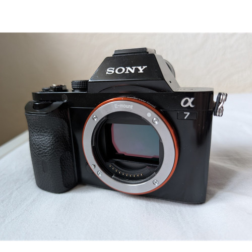 Sony alpha mark - 7,