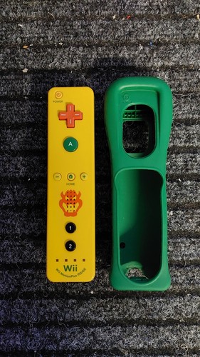 Wiimote bowser edition - bowser,