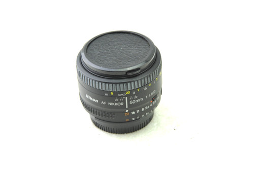 Nikon nikkor 1 8 d - f/1.8,