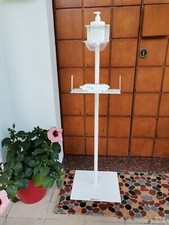 Colonnina porta flacone igienizzante con salvagocce e una mensola per guanti...