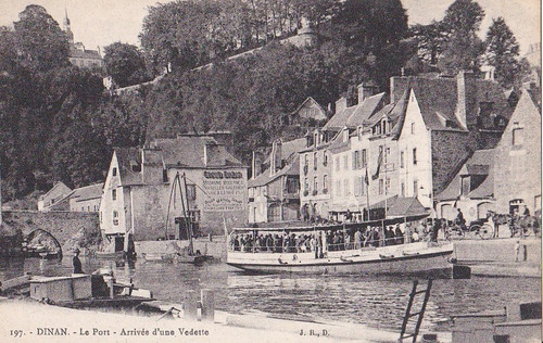 Unposted vintage postcard - unposted, c