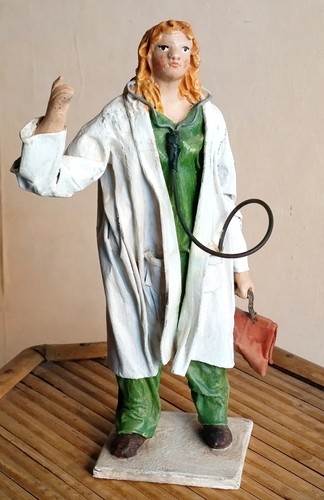 Statua dottoressa medico - dottoressa,