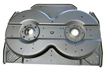 Piatto di taglio nudo frontale