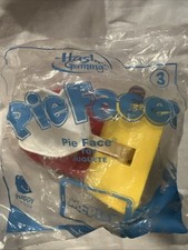 Hasbro Gaming Pie Face