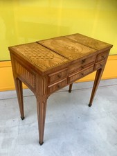 Piccola Toeletta L.XVI Fine’800 da Centro Filettata e Intarsiata a Rosoni