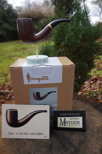 Mag08 figurine magritte - mag08, ceci