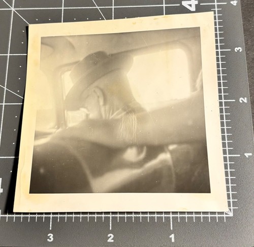 Cappello uomo misterioso anni