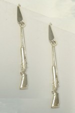 Orecchini pendenti con FUCILE