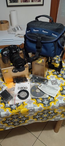 Nikon d200 - +,