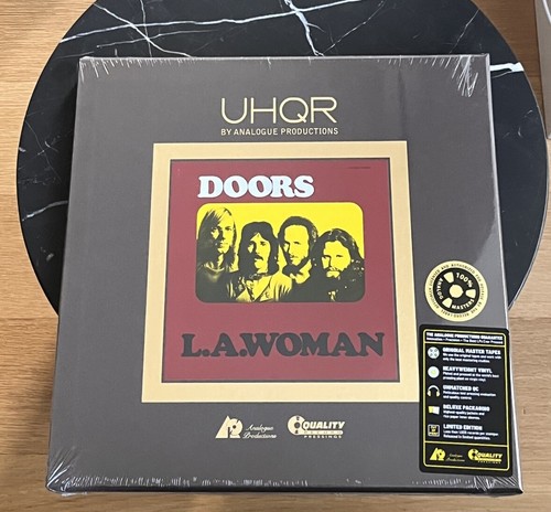 The doors woman uhqr - doors, 200