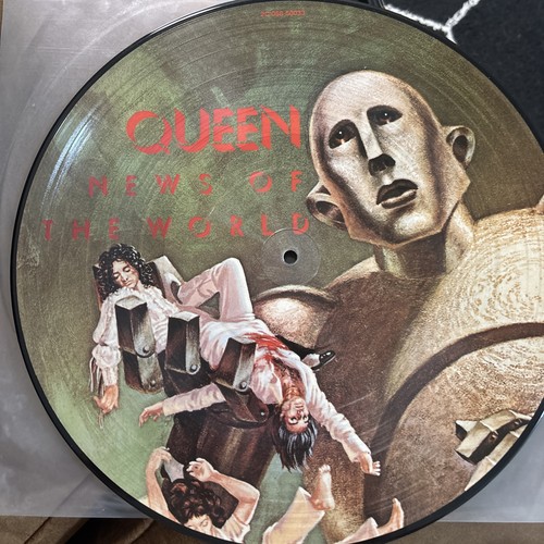 Queen news the world - news,