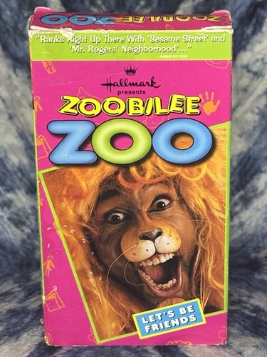 Zoobilee zoo lets friends - be,
