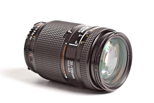 Nikon nikkor 5 - af, 3,5-4,5/35-135