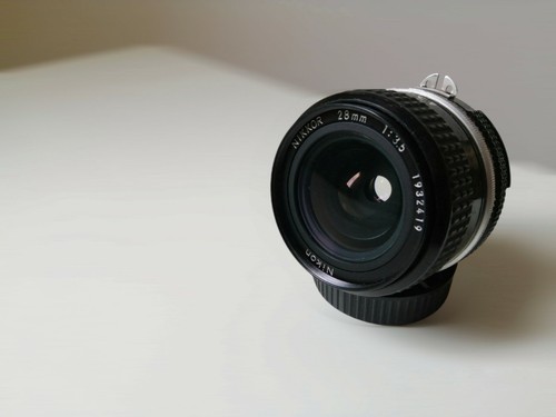 Nikon nikkor ais 28mm 3 - ai,