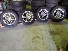 Porsche Macan cerchi e gomme pari al nuovo