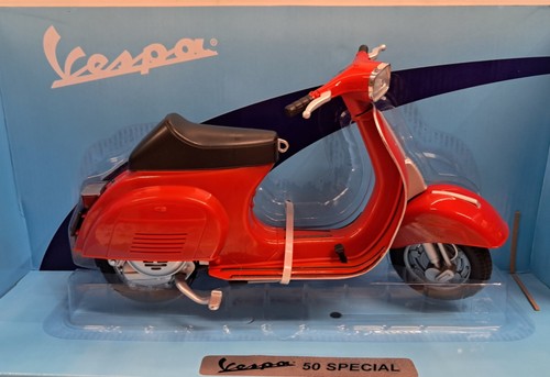 New ray vespa - vespa, special