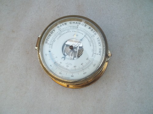 Barometro del tesoro vintage