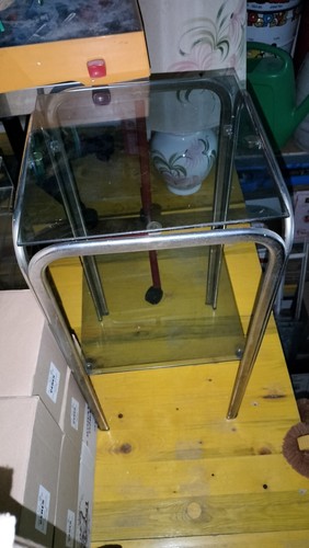 Piccolo utile mobiletto - piccolo, e