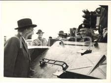 1953 LULWORTH European Defence delegate Hans SPEIDEL chatting with Alan WELLER