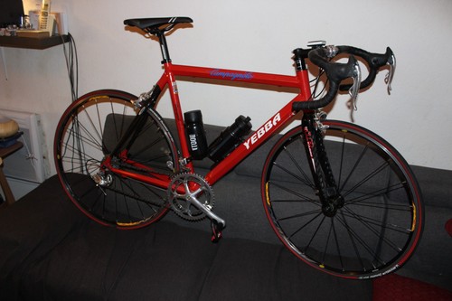 Superbe vélo route yebba - superbe, de