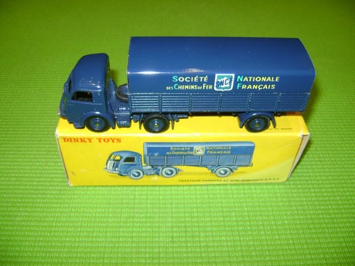 Dinky toys panhard 575 - panhard,