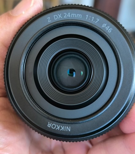 Nikon nikkor f 1 7 - nikkor, dx