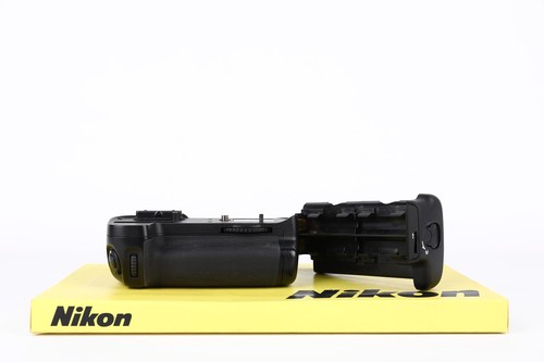 Battery grip nikon - battery,