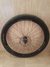 Rueda Delantera Bontrager Race
