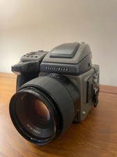 Hasselblad H1 con corpo, mirino HV 90x, retro pellicola HM16-032 80mm f/2.8 obiettivo