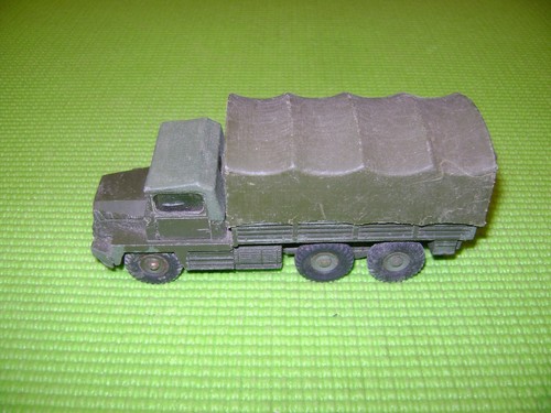 Dinky toys 824 - dinky, berliet