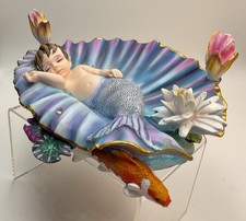 Statuina Sheila Wolk sirena la