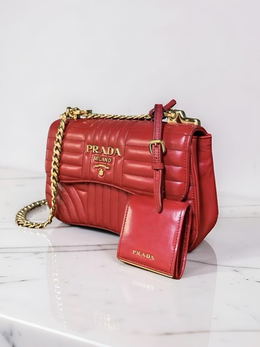 Borsa tracolla prada rossa - a,