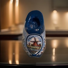 VTG 2”Wooden Shoe Clog Keychain from Holland -Blue w / Windmill Nicely crafted! 