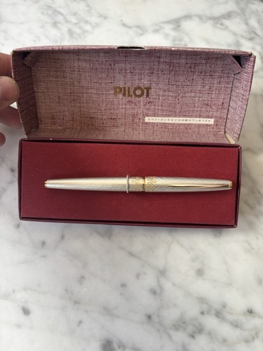 Vintage fountain pen - vintage, 18k