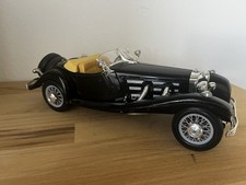 Bburago modellino Mercedes Benz 500K Roadster (1938) scala 1/20