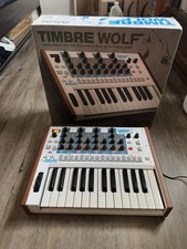 Akai Timbre Wolf