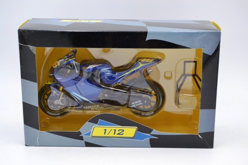 Die cast moto yamaha - cast,