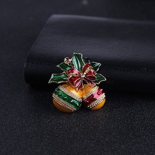 Spilla con palline di