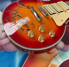 Chitarra elettrica ACE Frehley