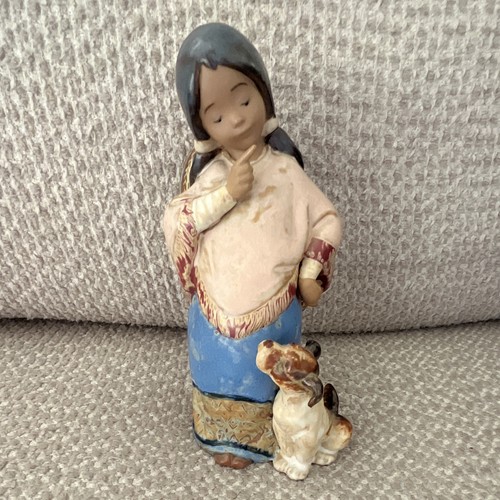 Lladro 2165 chiquita - 2165, retired