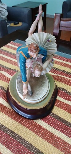 Statue capodimonte - di,
