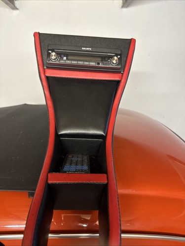 Mobiletto portaradio porta